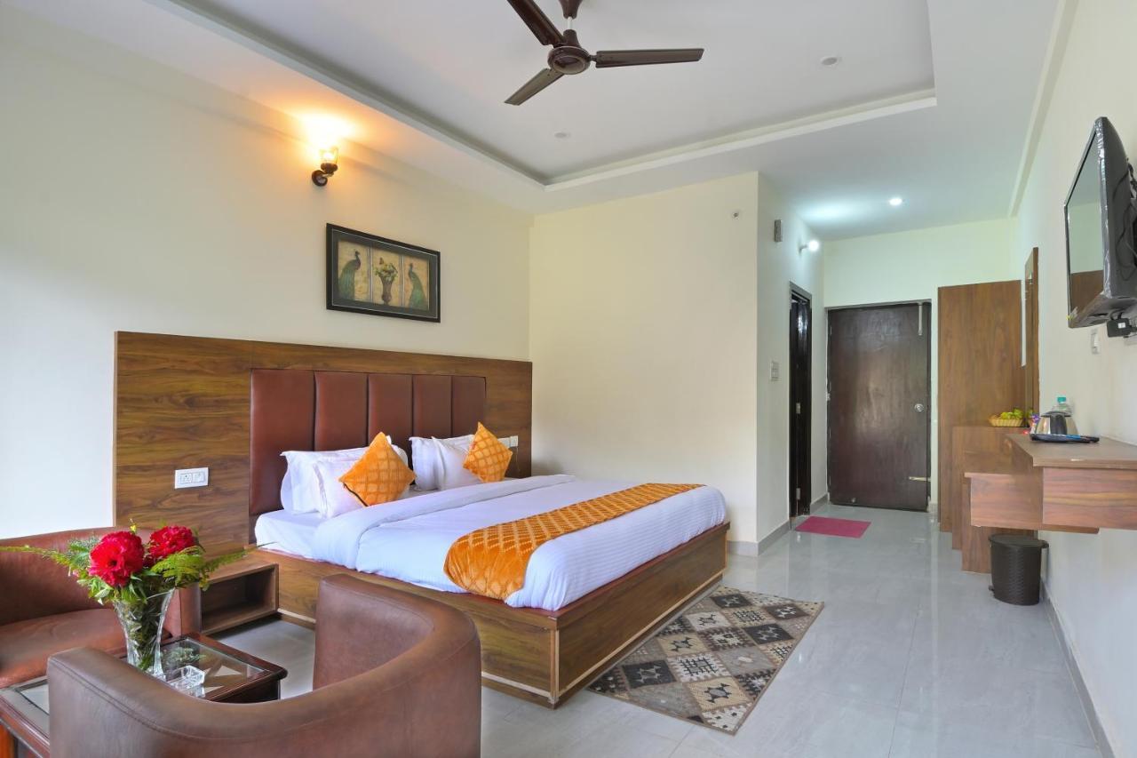 La Riqueza Dhanolti View # Near To Eco Park & Surkanda Devi Temple # Mountain View Rooms With Balcony # Big Parking # Customer Favourite Hotel Dhanaulti Exteriör bild