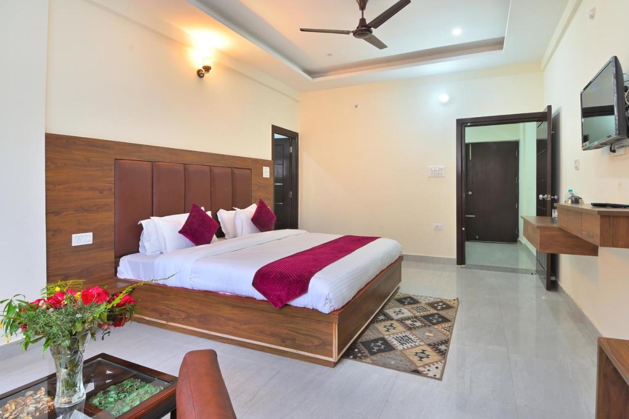 La Riqueza Dhanolti View # Near To Eco Park & Surkanda Devi Temple # Mountain View Rooms With Balcony # Big Parking # Customer Favourite Hotel Dhanaulti Exteriör bild