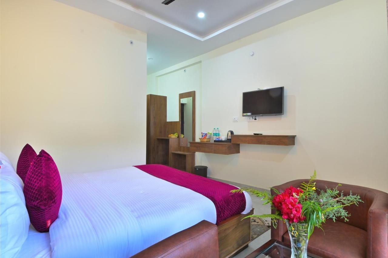 La Riqueza Dhanolti View # Near To Eco Park & Surkanda Devi Temple # Mountain View Rooms With Balcony # Big Parking # Customer Favourite Hotel Dhanaulti Exteriör bild